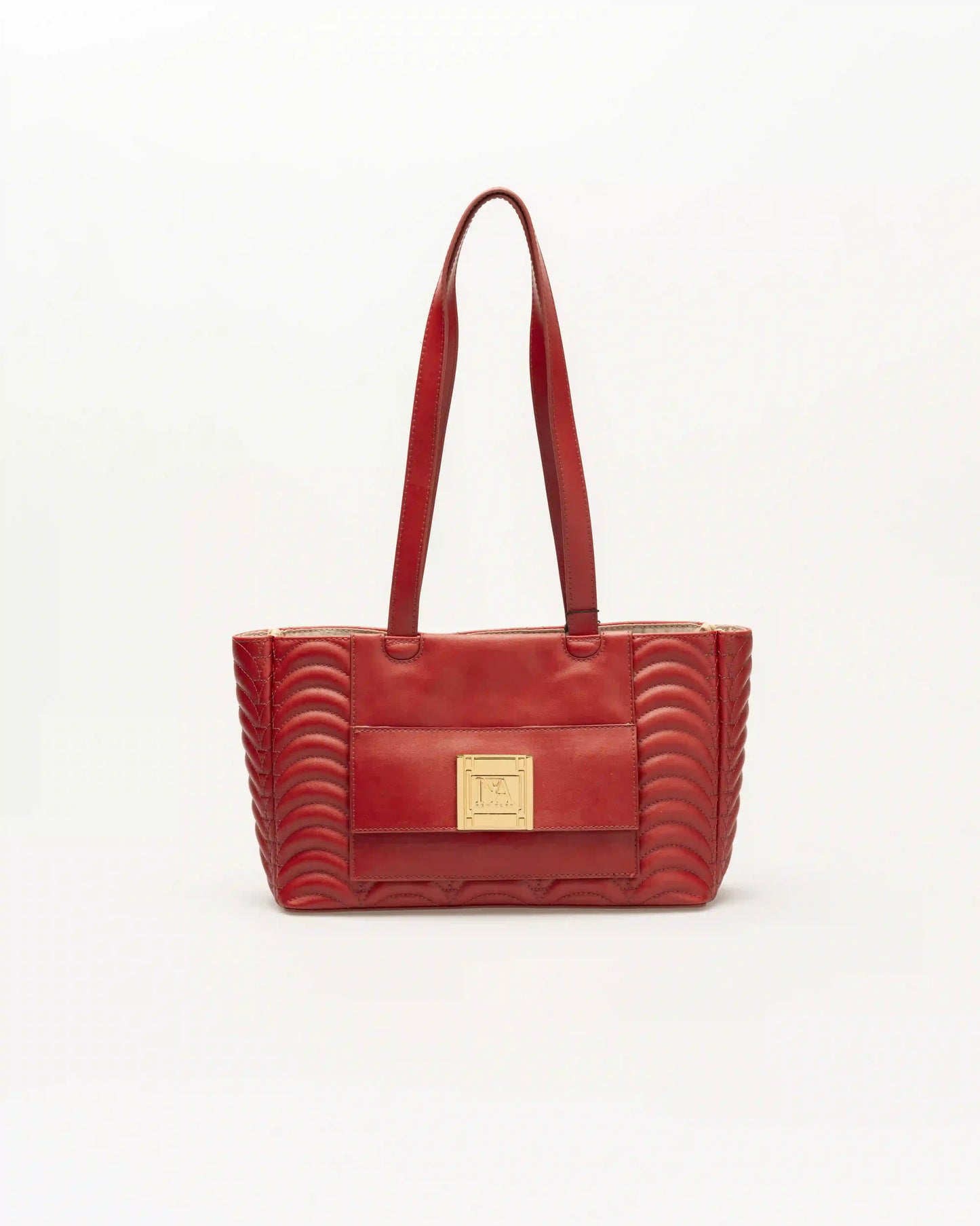 Ann red luxury shoulder bag for women designed with passion and refined details.