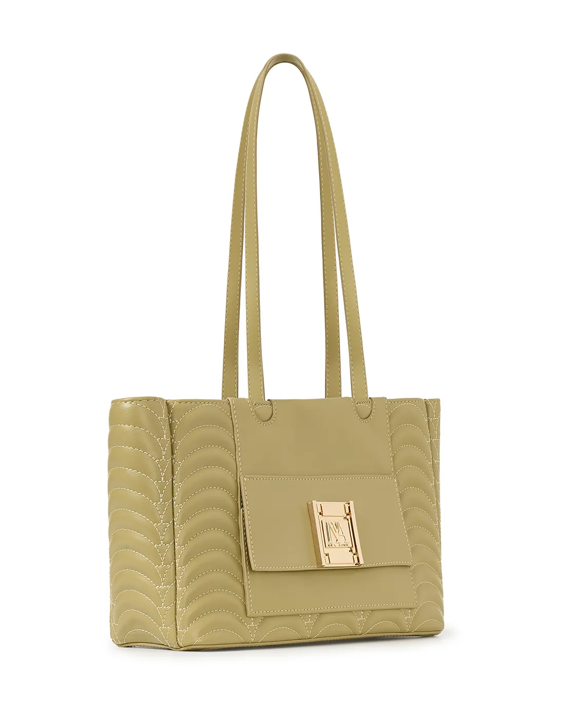 Chic Ann Tuscan high end shoulder bags for women, designed for those who appreciate fine craftsmanship.