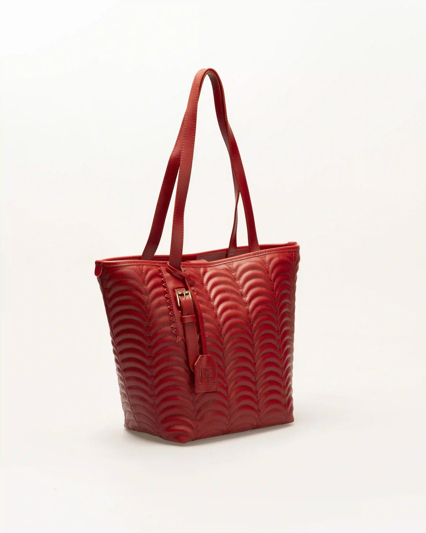 Luxury tote red shoulder bag for women that brings charm to everyday styling.