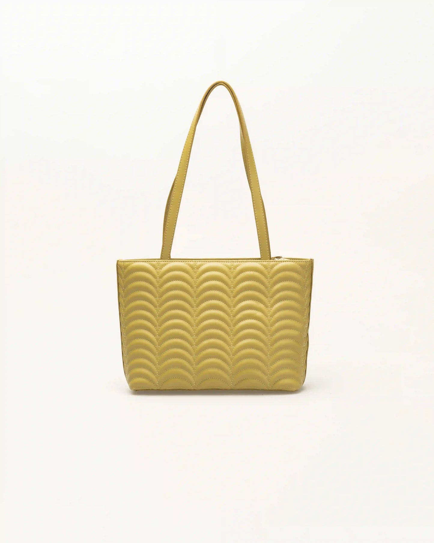 Premium Penn Tuscan women's shoulder bags made for modern elegance.