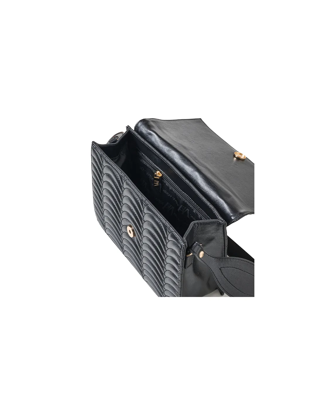 Queen's N1 black handmade shoulder bag highlights artisan texture and clean design.