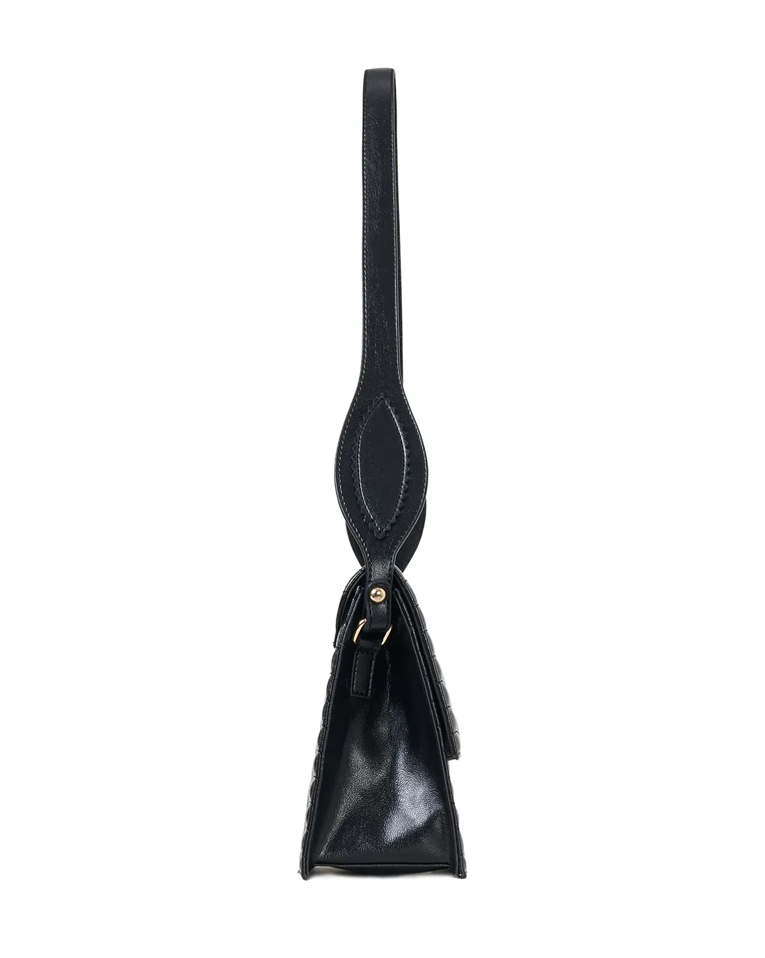 Queen's N1 black luxury shoulder bags feature elegant silhouettes and bold detailing.