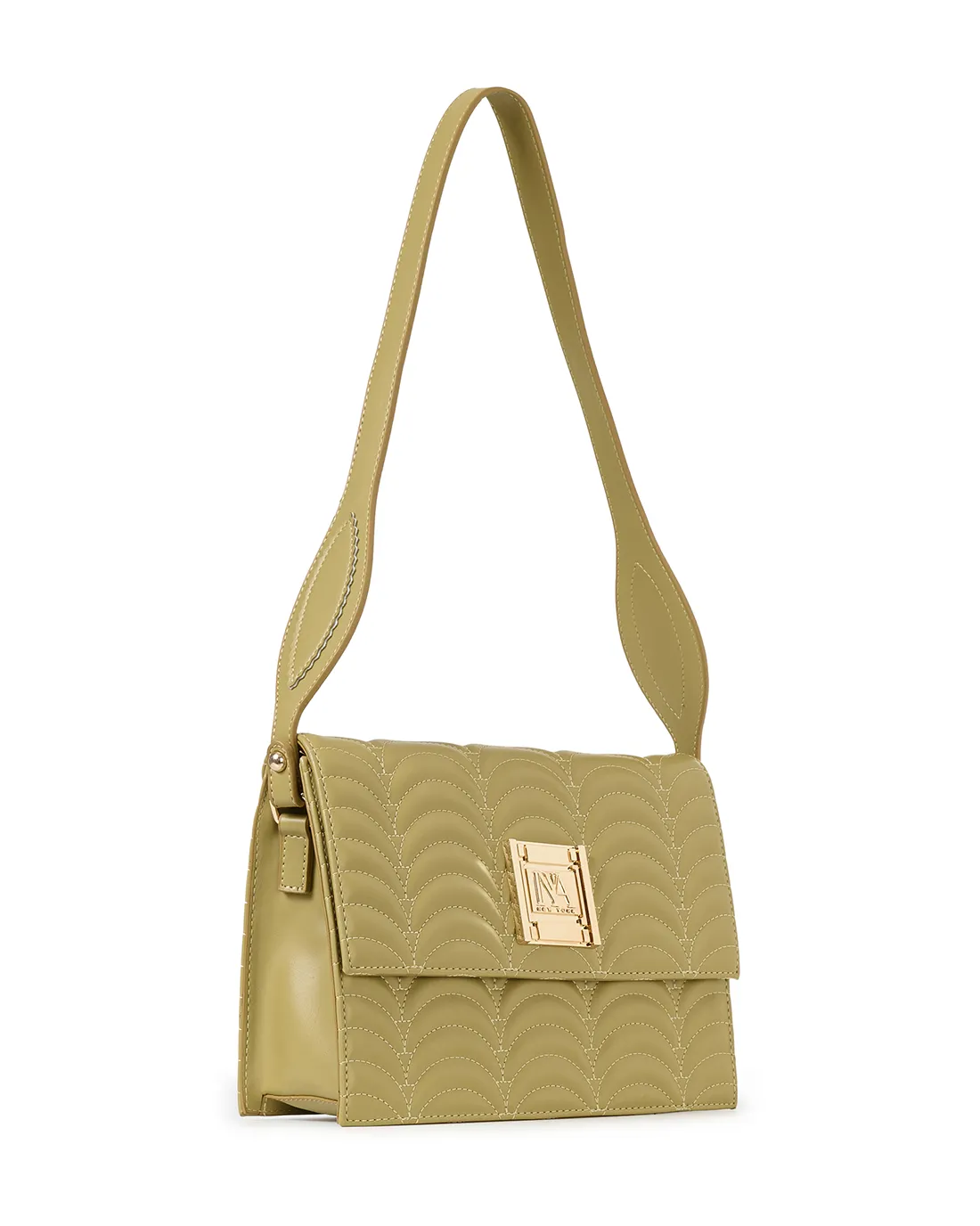 Queen's N1 Tuscan handmade shoulder bags highlight artisanal craft and warm styling.