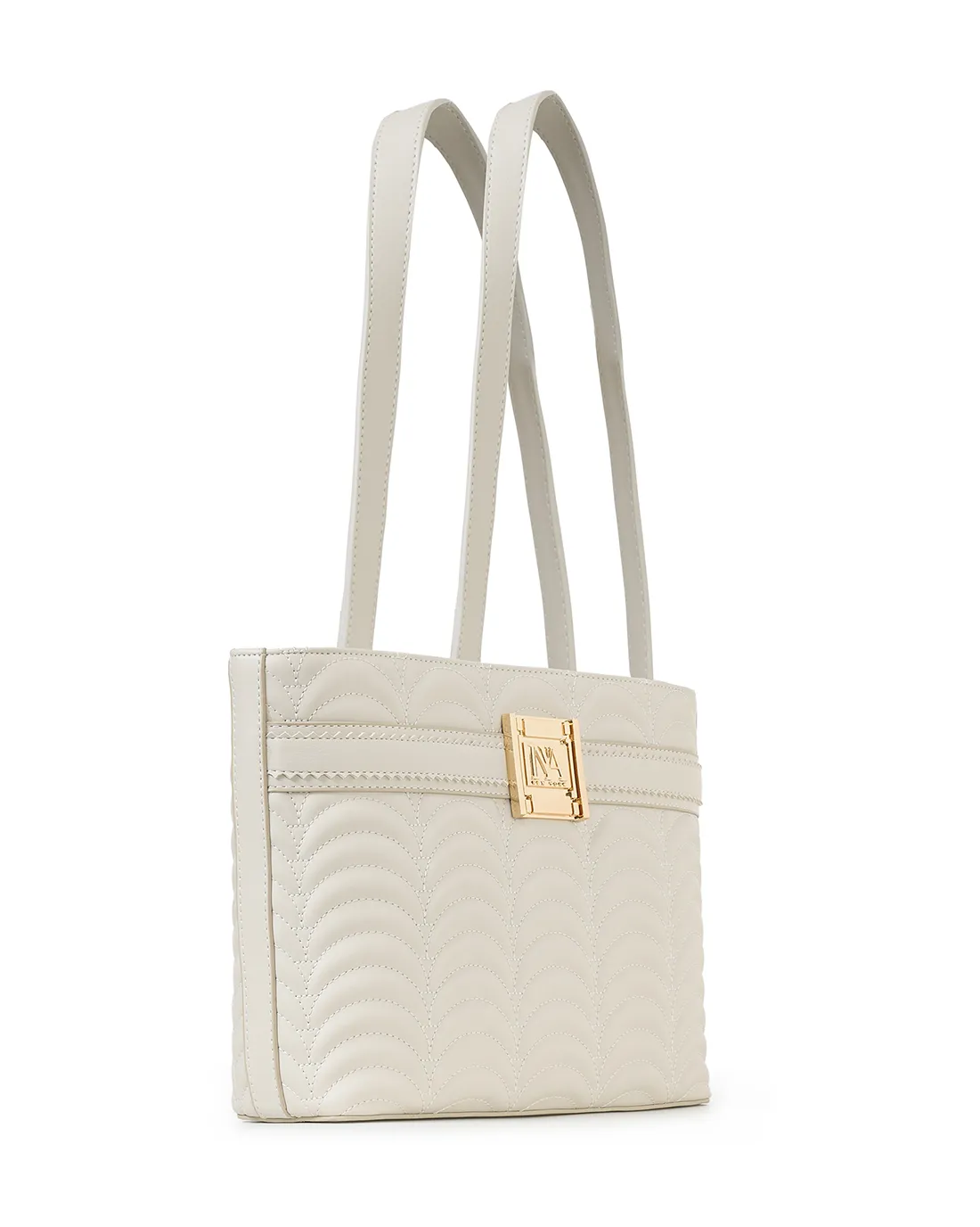Check out this stylish white handmade shoulder bag for women, designed for elegance.