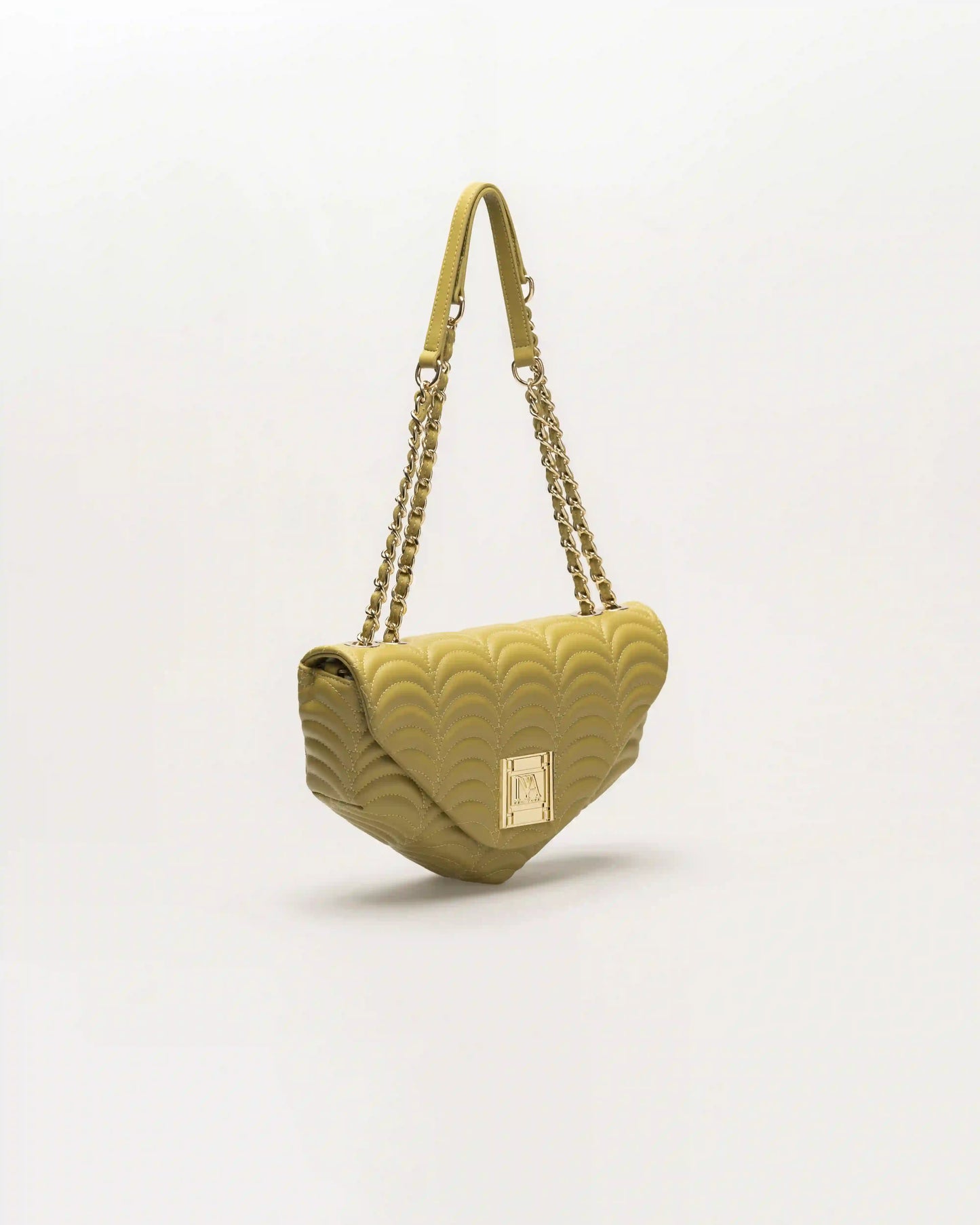 Tuscan broadway n2 designer shoulder bag for women who love striking elegance.